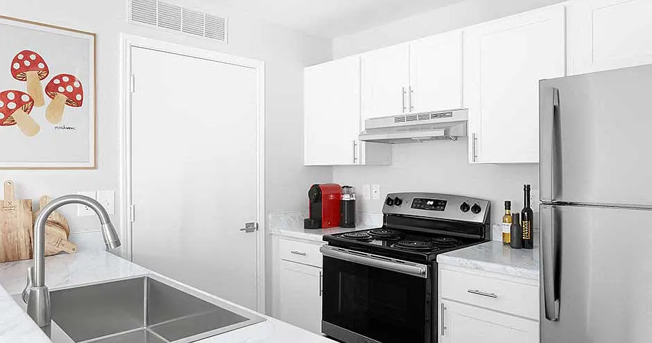 Kenwood Club at the Park Apartments — Photo 3