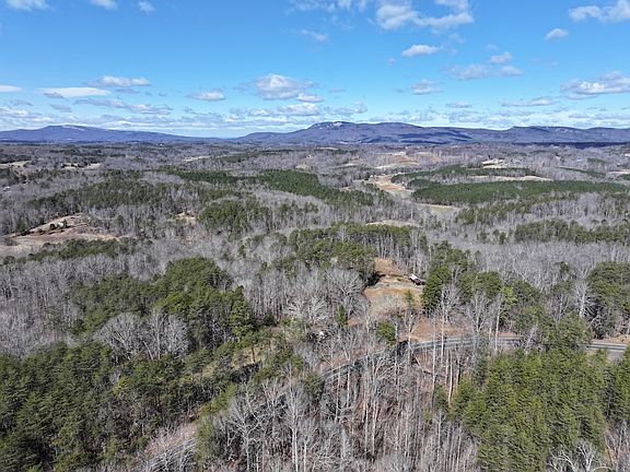 5th image of 3305 Mountain View Rd