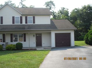 14128 Timothy Dr, Greencastle, PA 17225