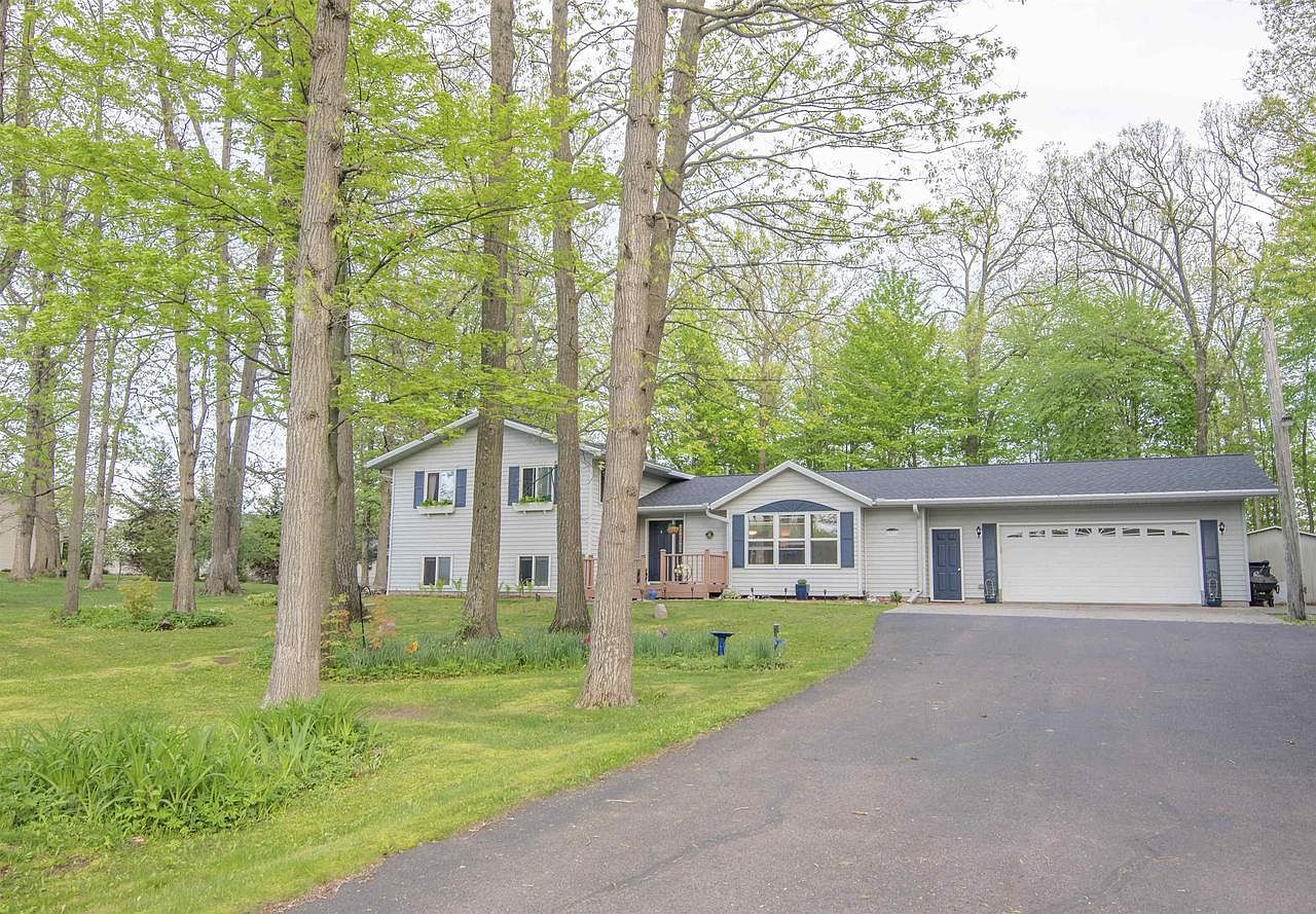 10822 West 4TH STREET, Hewitt, WI 54441 Zillow