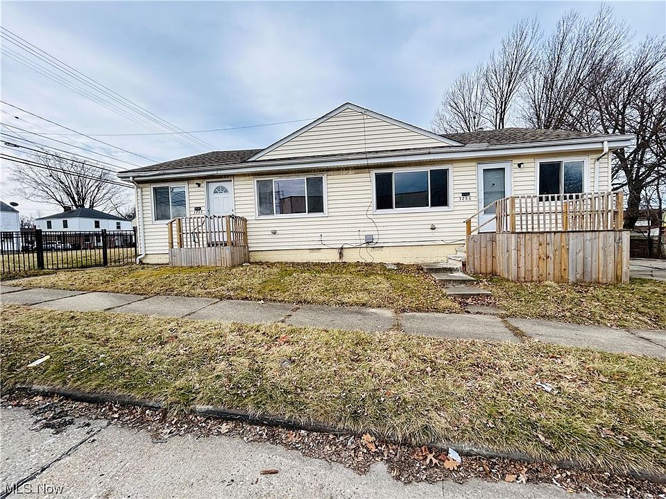 1st image of 3286 W 141st St