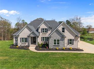 5513 Palermo Trl, Oak Ridge, NC 27310