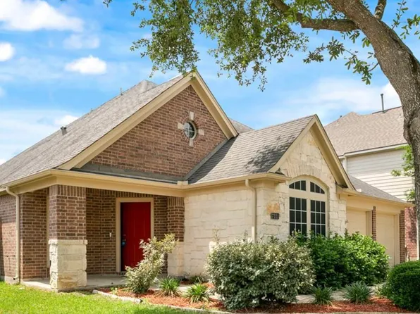 7311 April Creek Ln, Houston, TX 77095