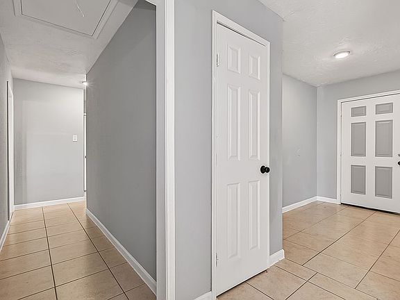 Front Hall & Hallway