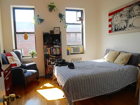 Rented by Highline Residential | media 23