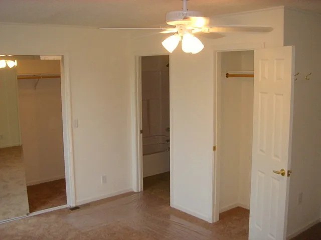 200 Fawn Valley St — Photo 8