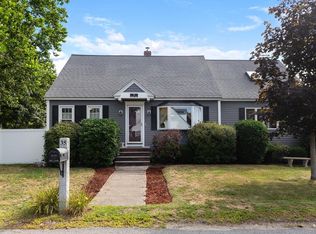 35 Champlain St, Dracut, MA 01826
