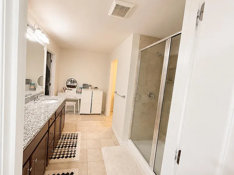 28 Cherry Ln #28 — Photo 13