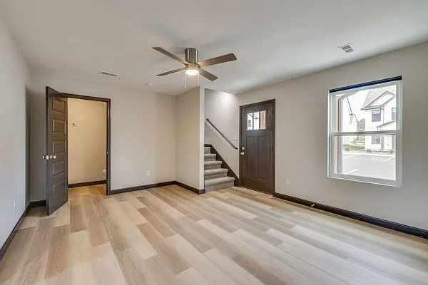Emerson Park Townhomes — Photo 16