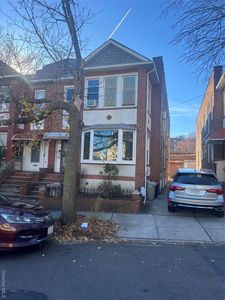 8644 139th Street, Jamaica, NY, 11435