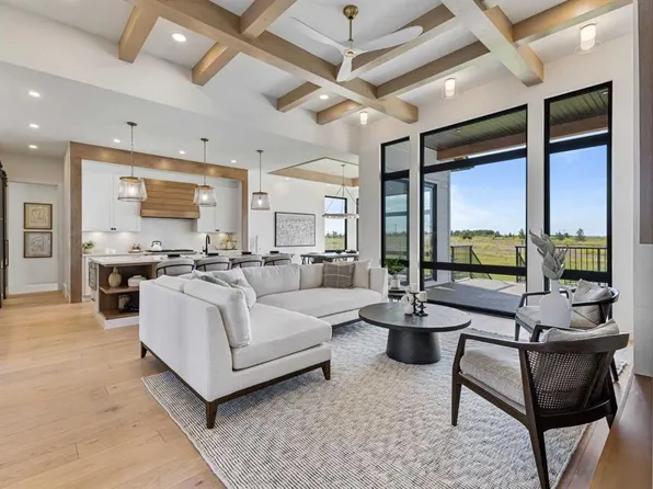 8 S Monterra Rise, Rural Rocky View County, AB T4C 0H2