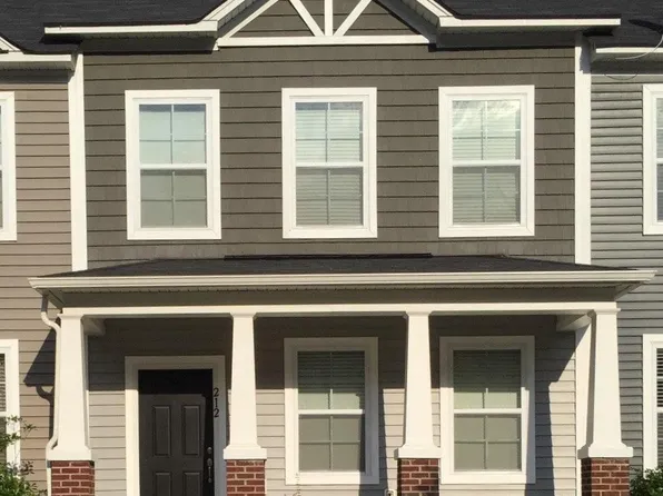 212 Favorite Ct, West Columbia, SC 29170
