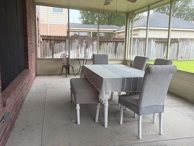 11215 Carriage Lake Dr — Photo 22