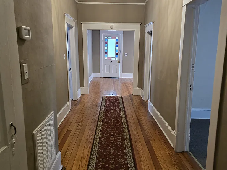 1042 McMillan St NW — Photo 4