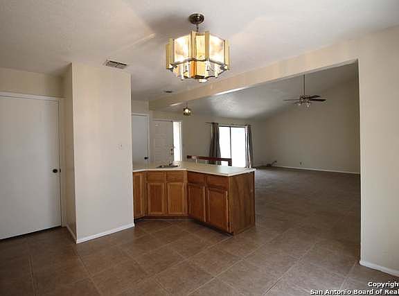 4th image of 11858 Gallery View St