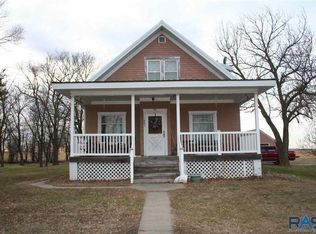 601 S Main St, Tripp, SD 57376