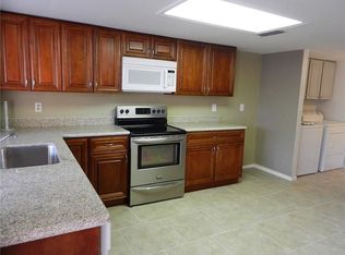 3624 Holly Tree Trl, Garland, TX 75044