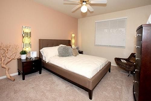 master bedroom w/ ceiling fan