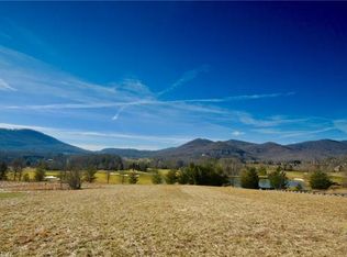 606 Hornbeam Ln, Arden, NC 28704