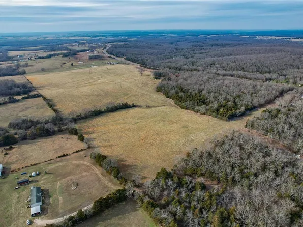 18320 S State Highway 7, Stoutland, MO 65556