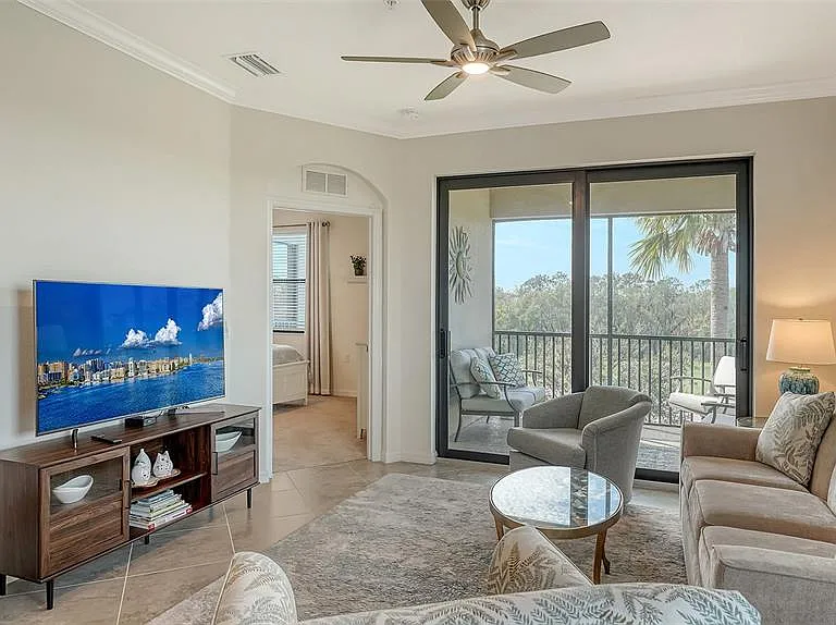 17510 Gawthrop Dr #308 — Photo 4