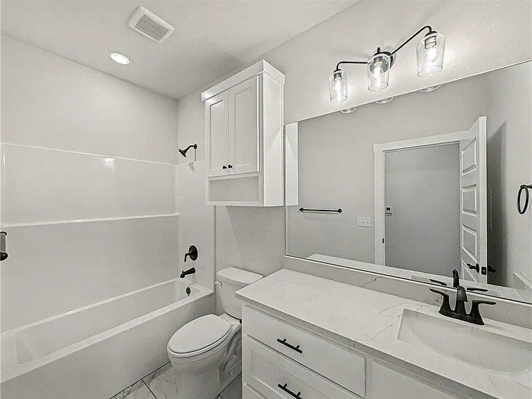 6906 Basswood Ave — Photo 15