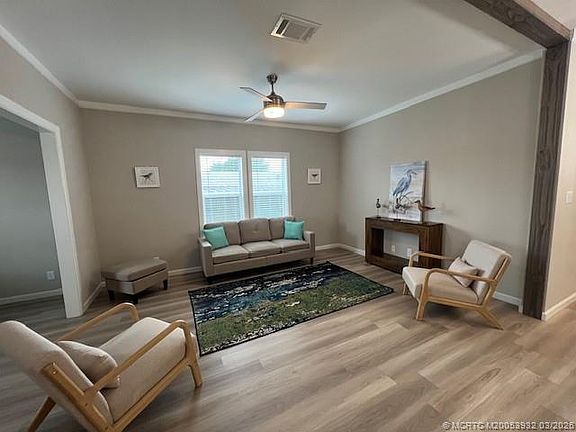 4th image of 644 Sun Ray Ct