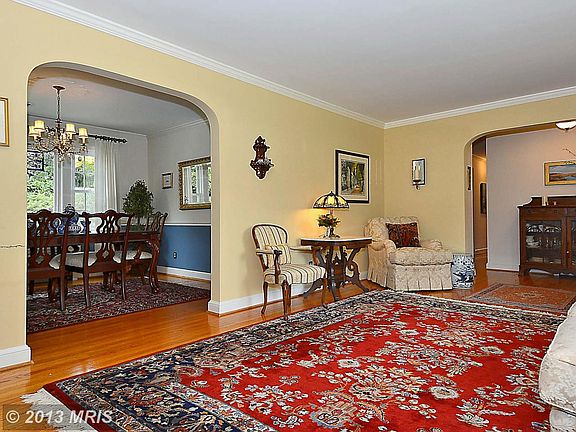 5th image of 9436 Rosehill Dr