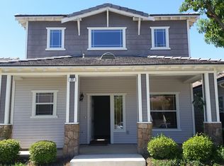 77 Orangewood Ct, Redlands, CA 92373