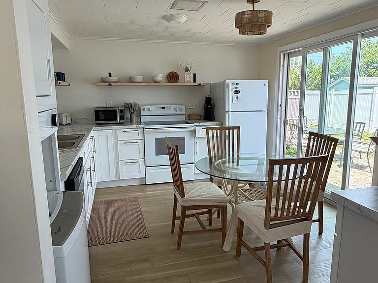 8 Pocono Rd — Photo 11
