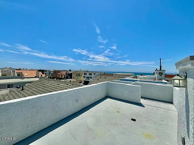 108 Los Feliz St — Photo 33
