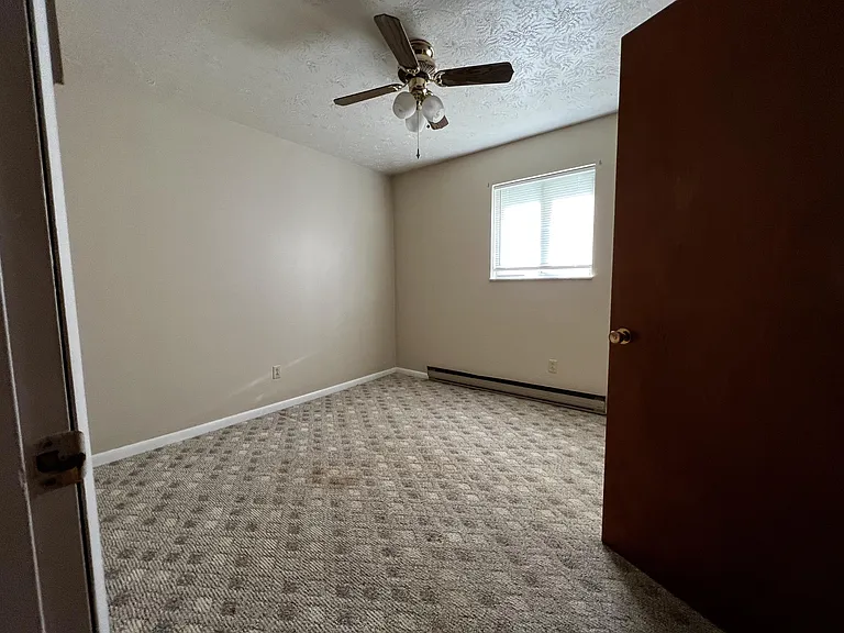 102 Brohard Dr — Photo 10
