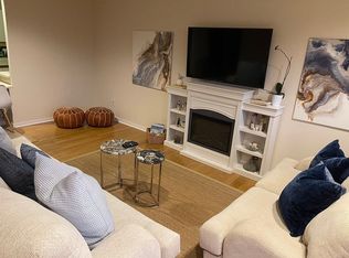 1 Seal Harbor Rd APT 106, Winthrop, MA 02152