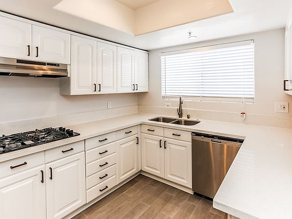 5th image of 4426 Ventura Canyon Ave APT 202