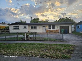 19730 NE 10th Ct, Miami, FL 33179