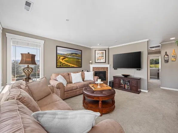 230 E Farnham Ave APT C3, Chelan, WA 98816