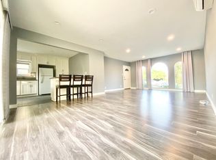 1429 Hauser Blvd, Los Angeles, CA 90019