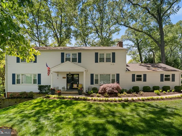 23 Saint Andrews Rd, Severna Park, MD 21146