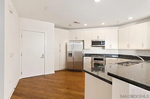 3650 5th Ave #404 Photo 1