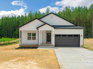 1233 Burris Blvd, Lincolnton, NC 28092