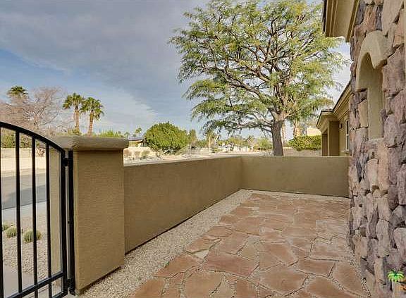 4th image of 2400 N Hermosa Dr