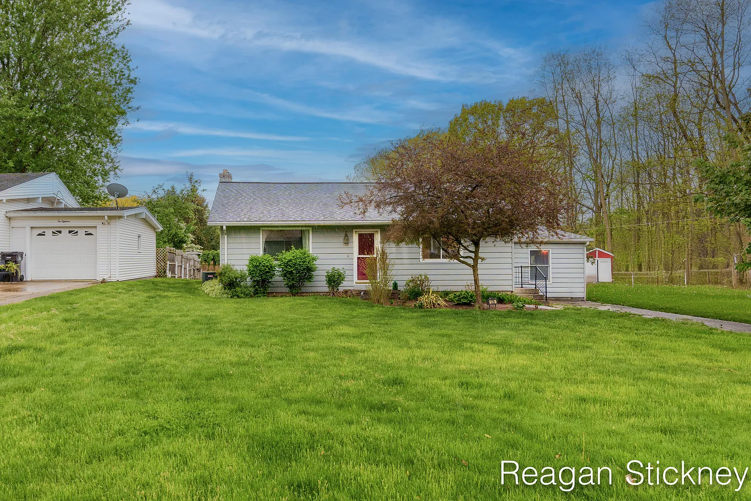 526 W Prairie Ave photo 1