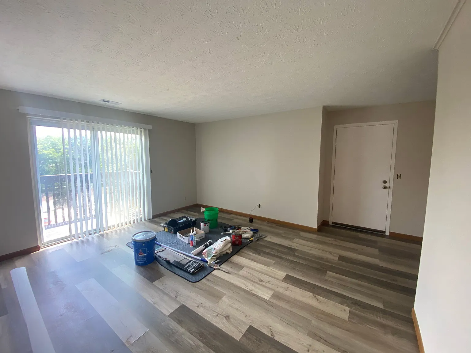 2 bed, 800 sqft, $1,250 — Photo 2