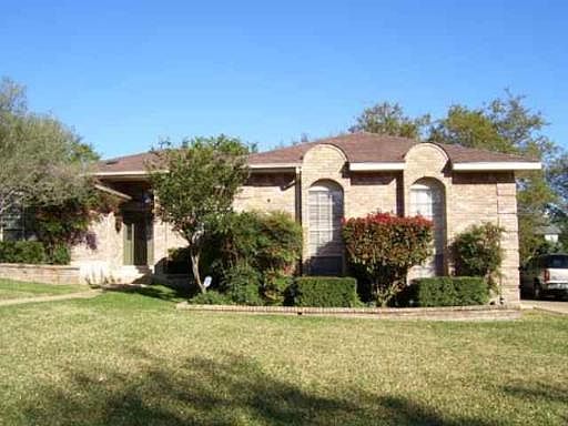1st image of 19910 PARK BLUFF