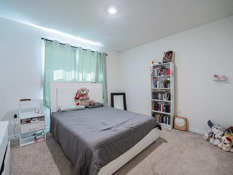 3883 Resting Robin Ave — Photo 36