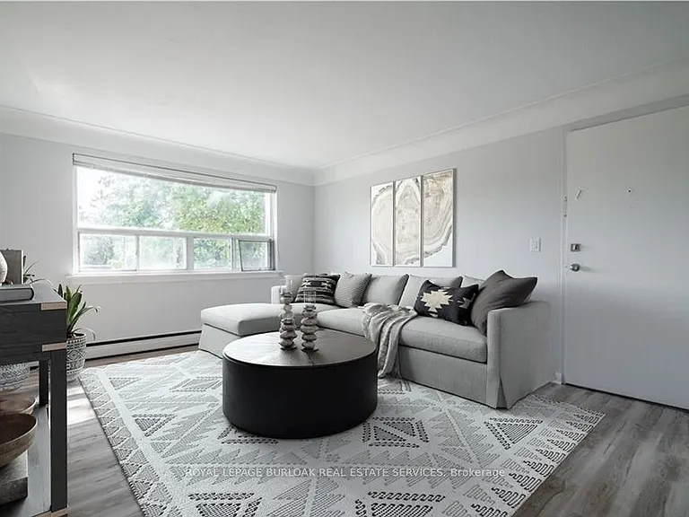 2161 Ghent Ave #7 — Photo 2