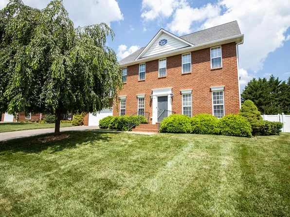 107 Eighteen Grand Dr, Cookeville, TN 38506