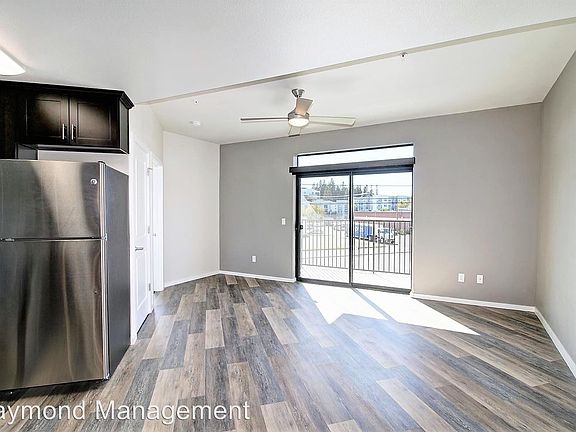 5th image of 6601 Folsom Blvd Unit 300