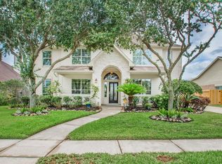 1510 Park Dr, Seabrook, TX 77586