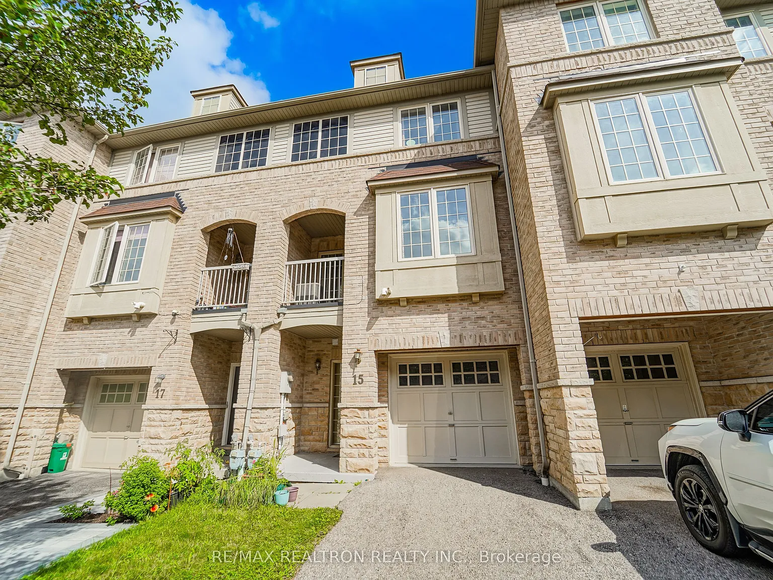 2 bed, $2,600 — Photo 2
